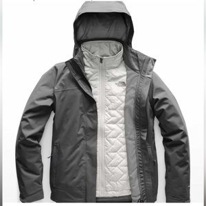 The North Face Triclimate 3-in-1 Jacket. Gray Shell + White Insulated Liner